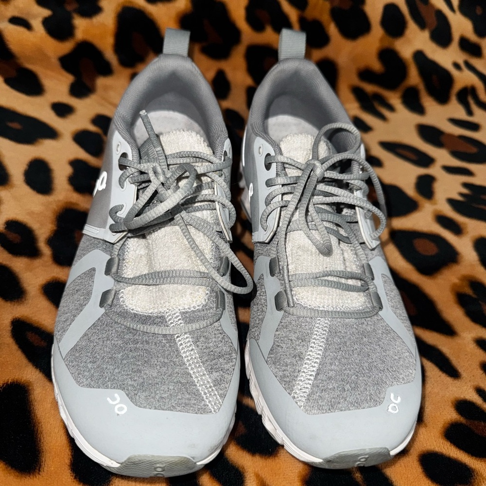 Stylish Women's Gray Sneakers by On